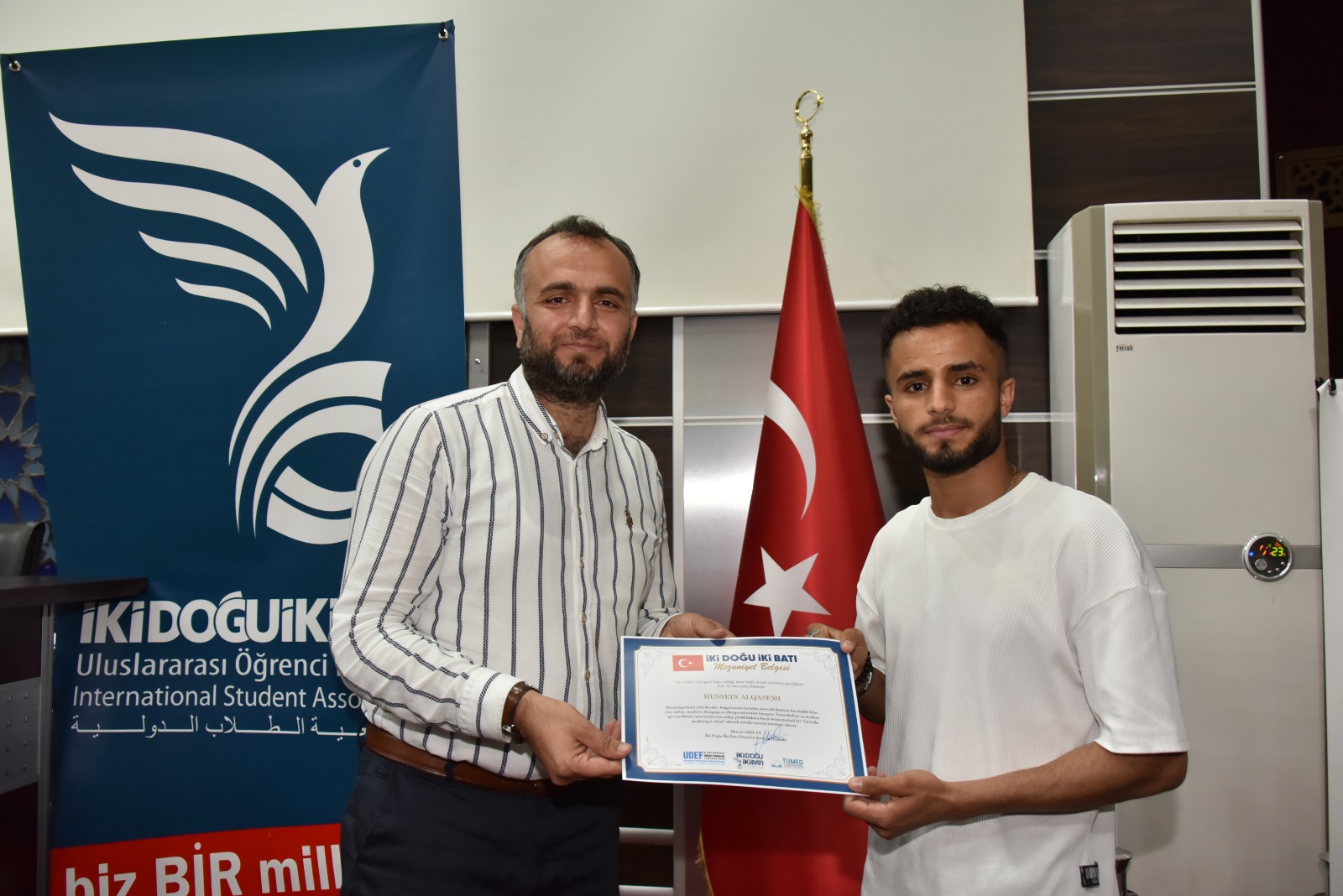 Konya’daki uluslararası öğrenciler mezuniyet heyecanı yaşadı