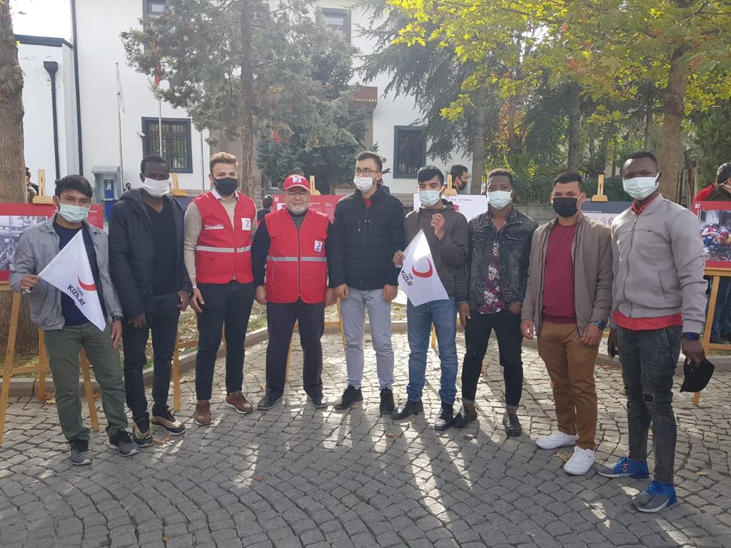 Öğrencilerimiz Kızılay Haftası Etkinliklerine Katıldı
