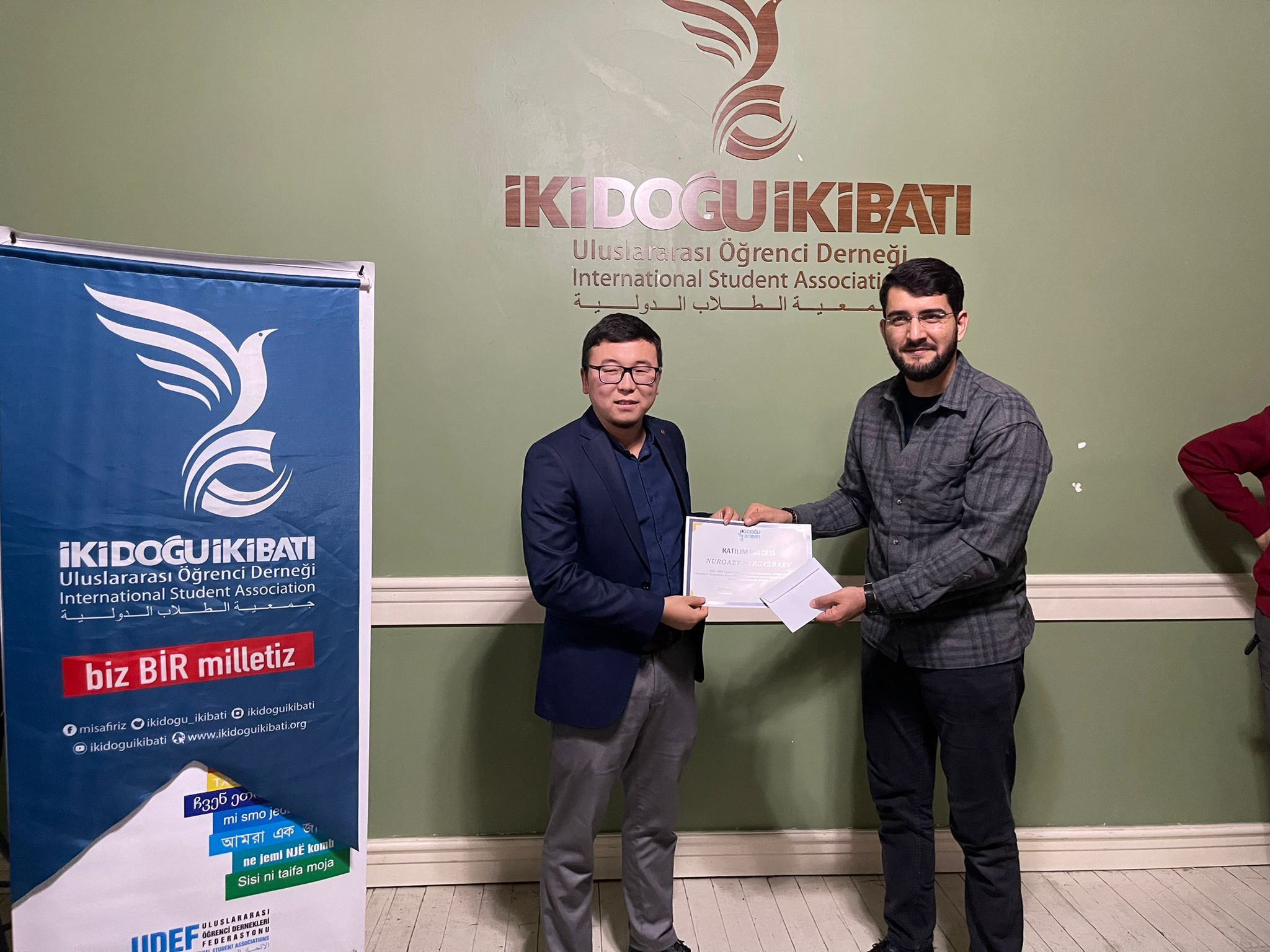 Okuma Guruplarımıza Katılan Öğrencilerimize Sertifikalarını Takdim Ettik
