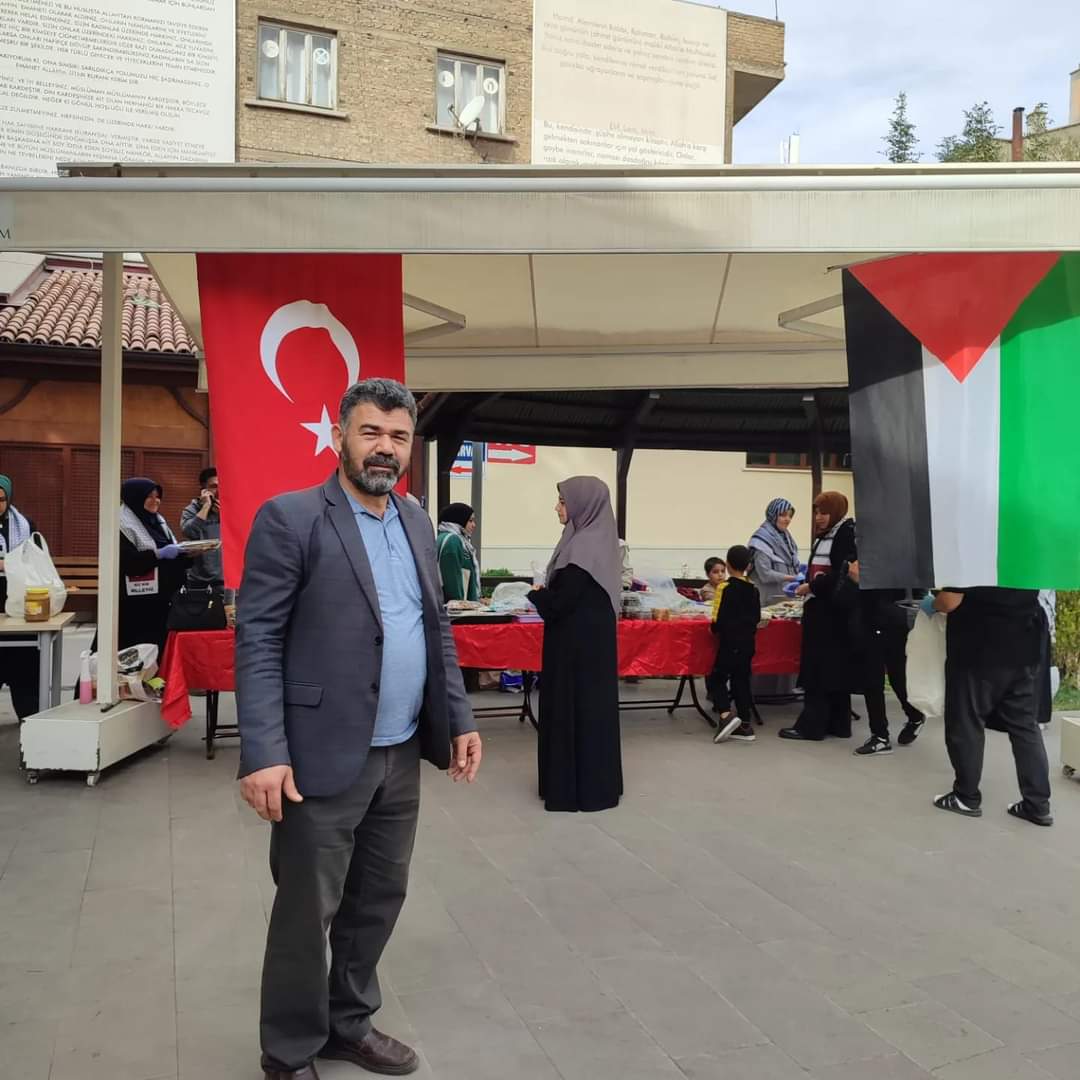 İki Doğu İki Batı’dan Filistinli Öğrencilere Destek Kermesi